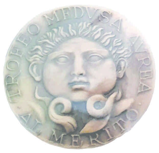 Logo Medusa Aurea Chiaro