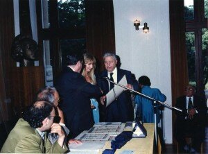1992-004 